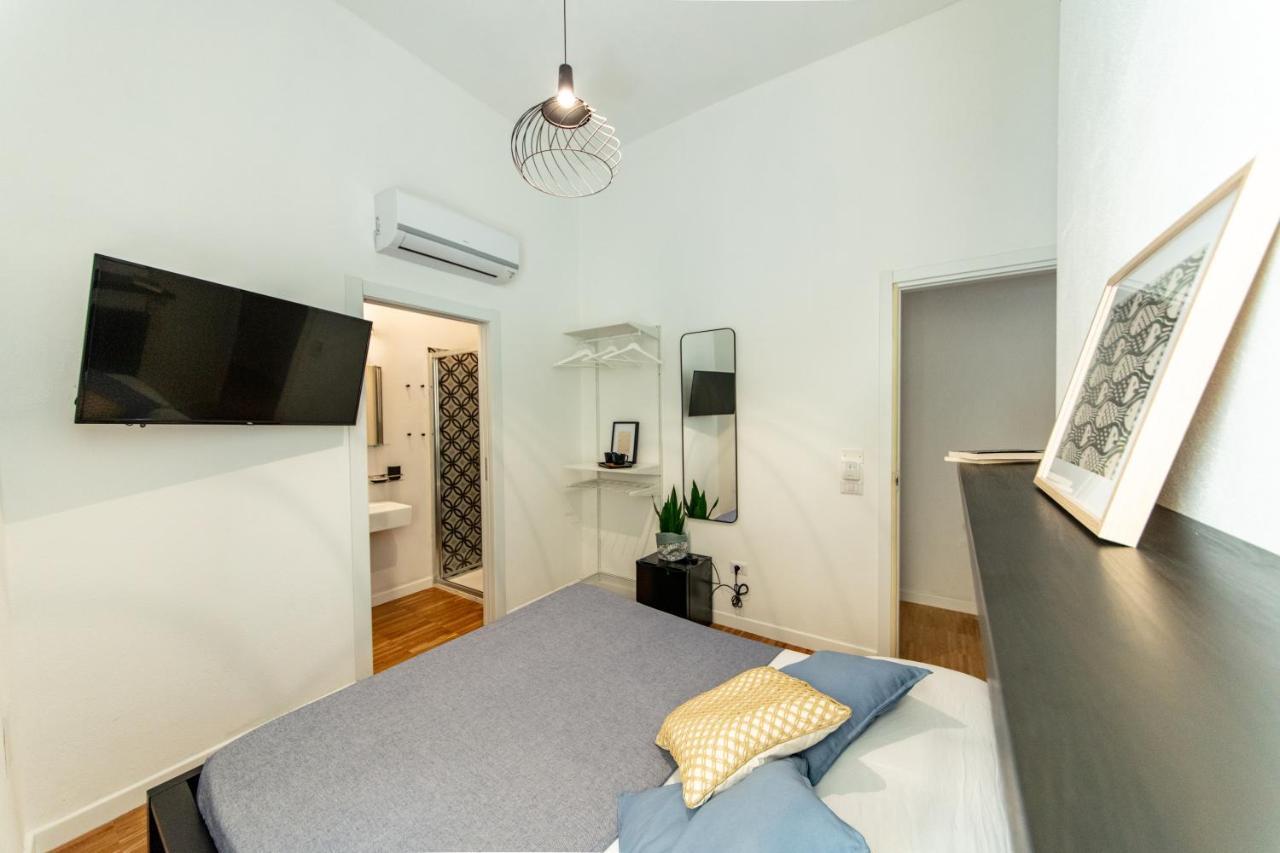 Lele'S Rooms Κάλιαρι Εξωτερικό φωτογραφία