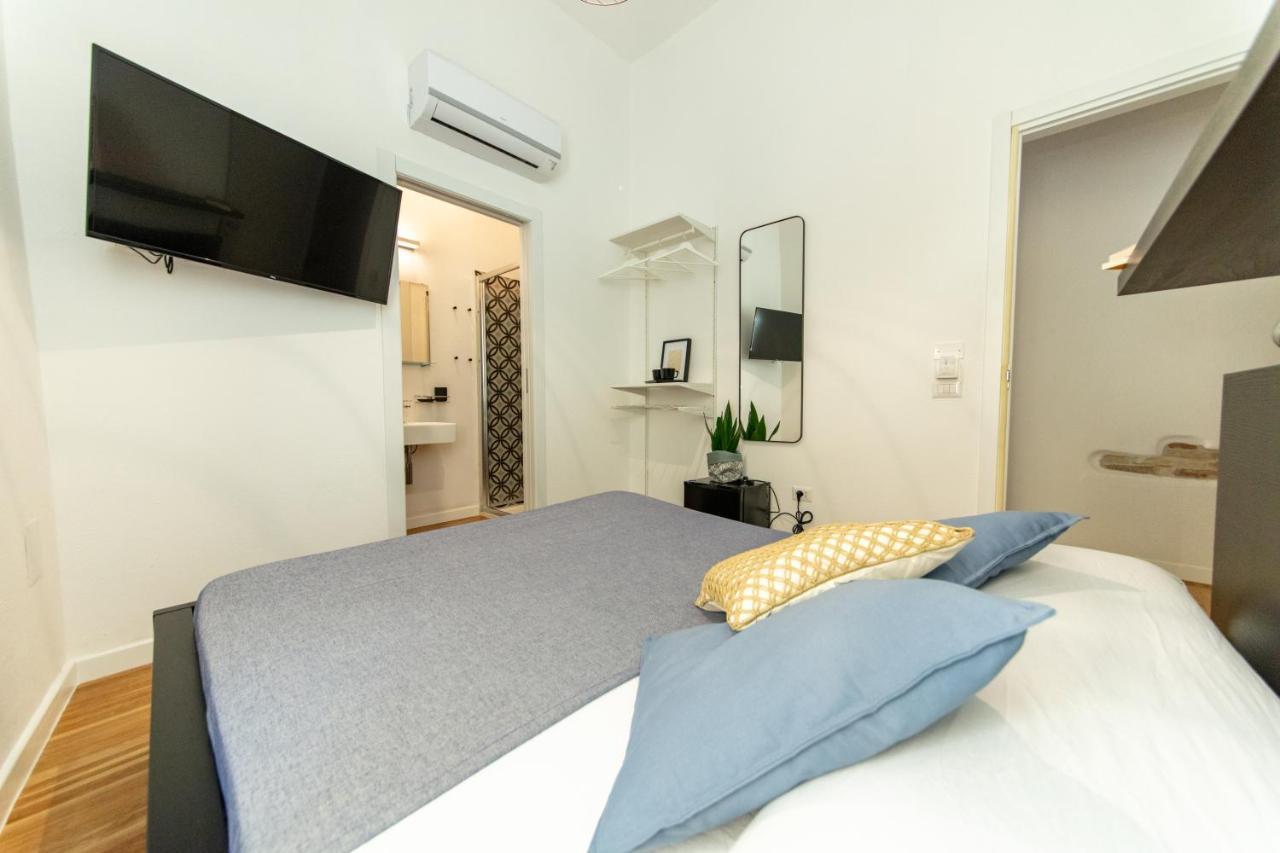 Lele'S Rooms Κάλιαρι Εξωτερικό φωτογραφία